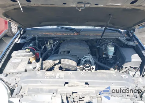 2014 GMC Yukon Xl 1500 Denali z USA, uszkodzony, nr VIN 1GKS2MEF4ER217095